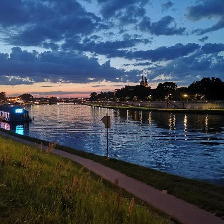Vistula Boulevards Jacuzzi Apartment Cracóvia Exterior foto