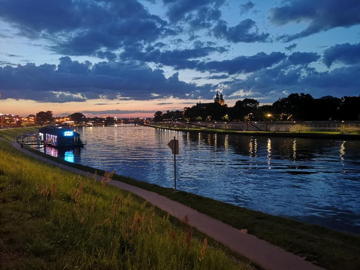 Vistula Boulevards Jacuzzi Apartment Cracóvia Exterior foto